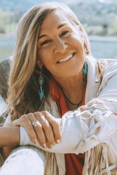 Photo of Debra Silverman