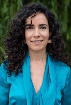 Photo of Andréa Ararê