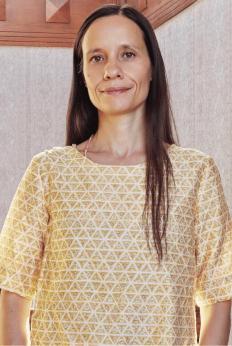 Photo of Elif Kamisli